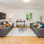 2og Rechts - Wunderschoene 80m2 3-zimmer City Naehe Salzburg *