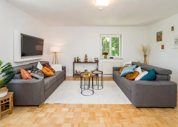 2og Rechts - Wunderschoene 80m2 3-zimmer City Naehe Salzburg *