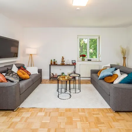 2og Rechts - Wunderschoene 80m2 3-zimmer City Naehe Salzburg *
