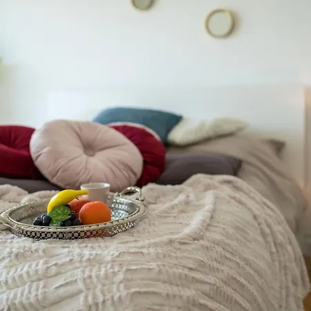 2og Rechts - Wunderschoene 80m2 3-zimmer City Naehe Salzburg *